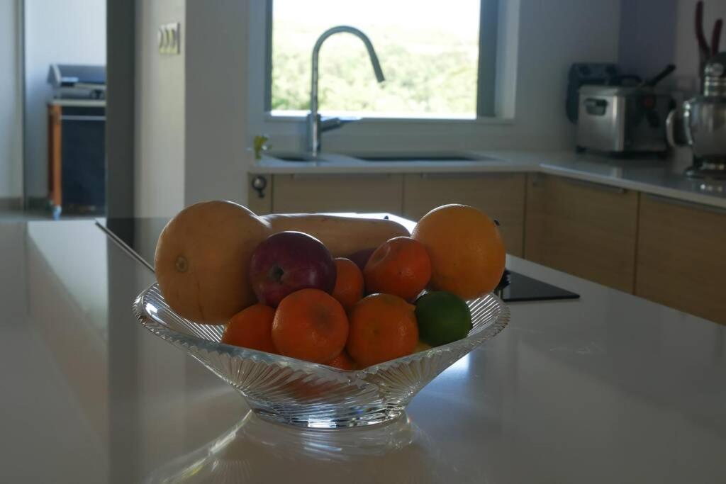 Villa Kumquat Avec Piscine Et Vue Sur Les Montagnes Petit-Bourg Exterior foto