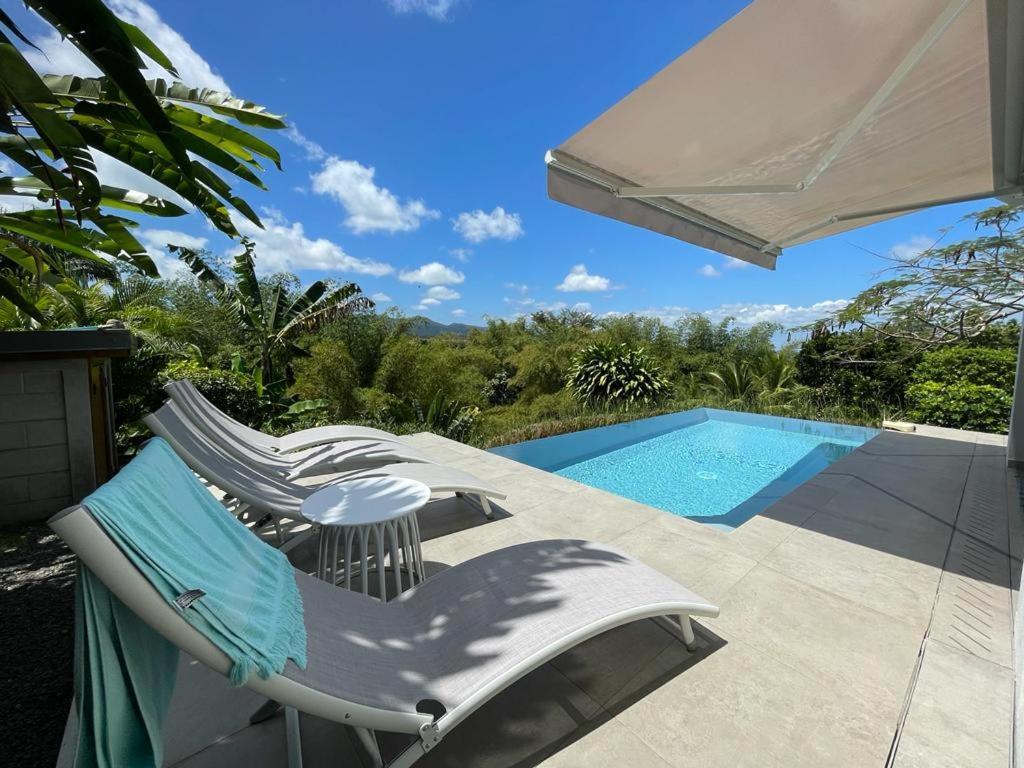 Villa Kumquat Avec Piscine Et Vue Sur Les Montagnes Petit-Bourg Exterior foto